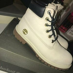 Size 6Y Timberland boots